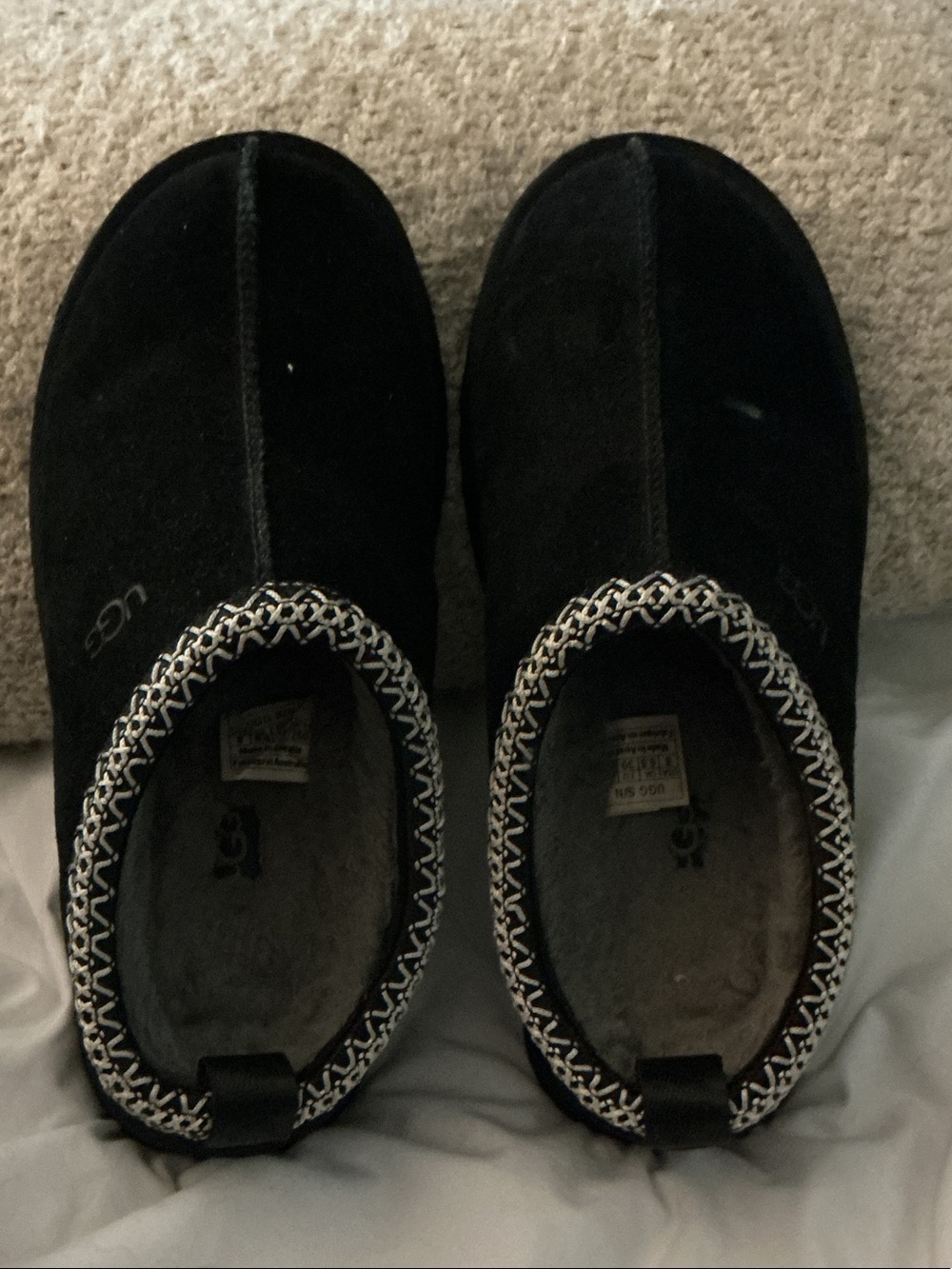 UGG Black Women's Slip-On Cozy Platform Slippers with Patterned Collar